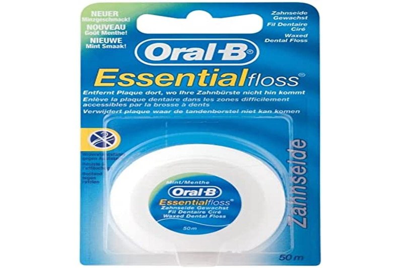 Oral-B Diş İpi Essential Floss